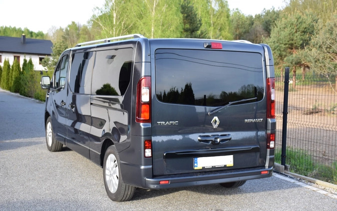 Renault Trafic cena 146200 przebieg: 64000, rok produkcji 2020 z Kielce małe 781